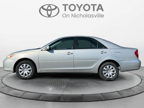 Used 2004 Toyota Camry LE FWD image 3