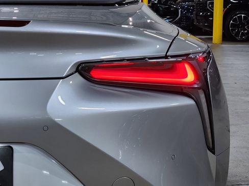 Used 2021 Lexus LC 500 Convertible w/ Touring Package RWD image 23