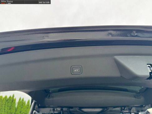 New 2026 GMC Yukon Denali Ultimate AWD/4WD image 6