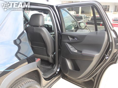 New 2026 Chevrolet Equinox RS w/ LPO, Floor Liner Package image 16