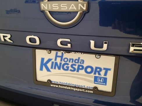 Used 2023 Nissan Rogue S image 45