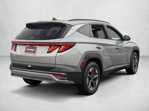 New 2026 Hyundai Tucson SEL image 2