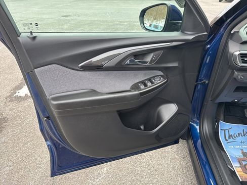 Used 2023 Chevrolet TrailBlazer LT w/ Convenience Package image 17