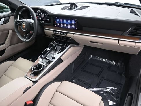 Certified 2026 Porsche 911 Carrera S RWD image 29