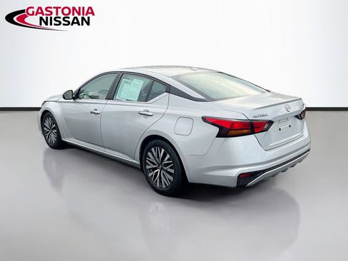 Used 2023 Nissan Altima 2.5 SV image 6