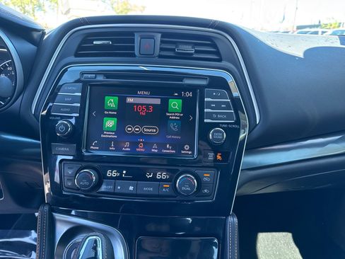 Certified 2023 Nissan Maxima SR w/ Sport Mat Group image 18
