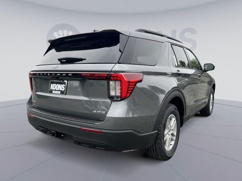 New 2026 Ford Explorer Active AWD/4WD image 7