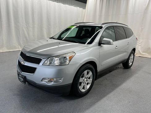 Used 2011 Chevrolet Traverse LT AWD/4WD image 1