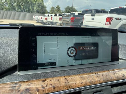 Used 2017 BMW 330e RWD image 26