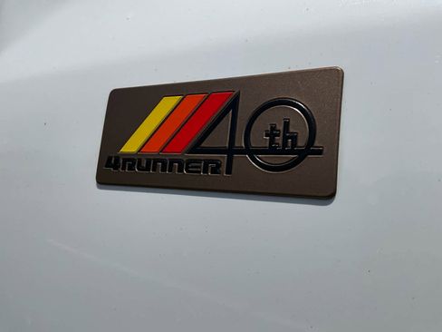 Used 2023 Toyota 4Runner 40th Anniversary SE AWD/4WD image 25