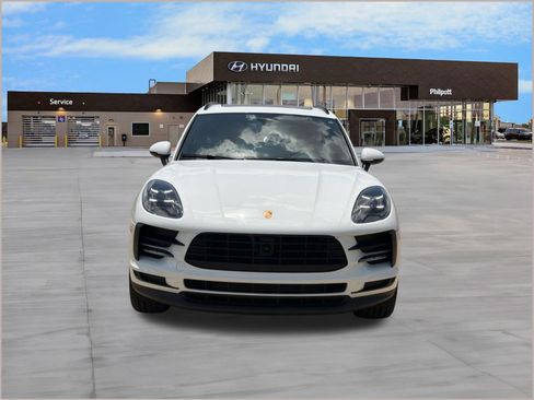 Used 2020 Porsche Macan AWD/4WD image 6