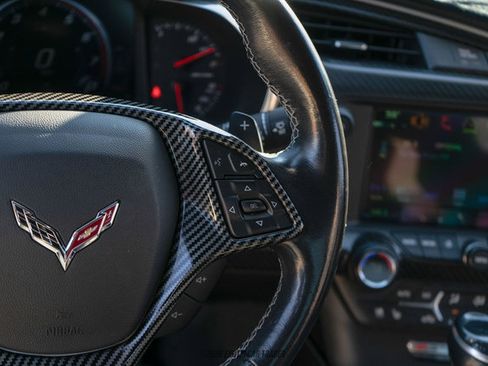 Used 2019 Chevrolet Corvette Z06 RWD image 23
