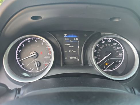 Used 2022 Toyota Camry LE FWD image 18
