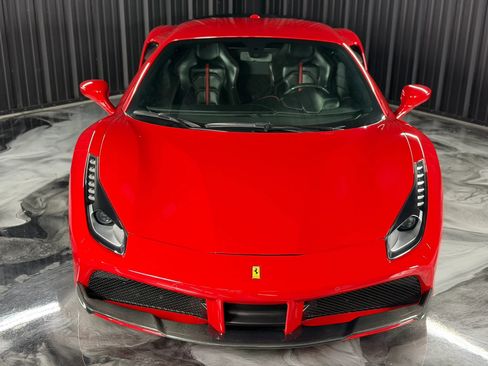 Used 2016 Ferrari 488 GTB RWD image 5