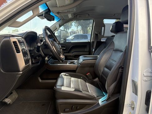 Used 2019 GMC Sierra 3500 Denali w/ Duramax Plus Package image 11