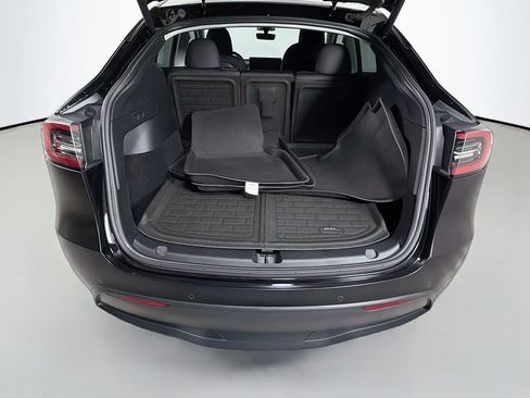 Used 2022 Tesla Model Y Performance AWD/4WD image 26