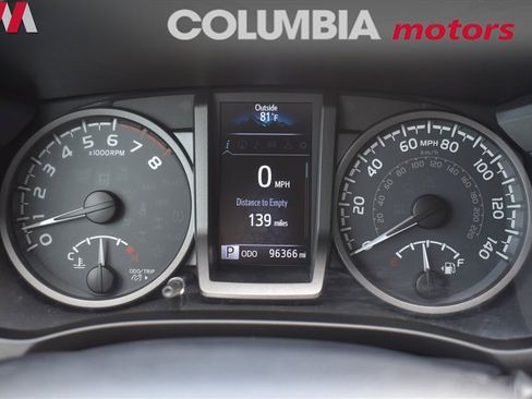 Used 2018 Toyota Tacoma TRD Off-Road image 18