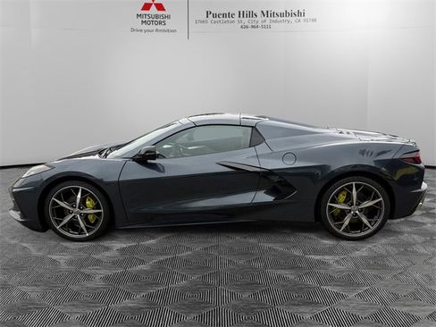 Used 2021 Chevrolet Corvette Stingray Premium Conv w/ Chrome Exterior Badge Package image 8
