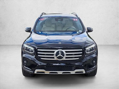 Used 2026 Mercedes-Benz GLB 250 image 2