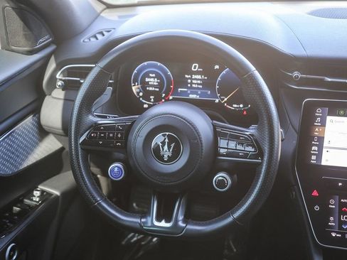 Used 2024 Maserati Grecale GT AWD/4WD image 15