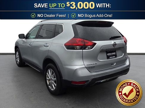 Used 2018 Nissan Rogue SV AWD/4WD image 4