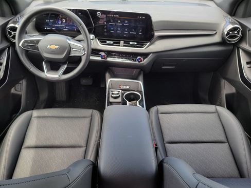 Used 2026 Chevrolet Equinox LT w/ Convenience Package II AWD/4WD image 17