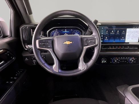 Used 2024 Chevrolet Silverado 1500 LT w/ Protection Package AWD/4WD image 11