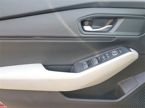 New 2025 Honda Accord SE image 30