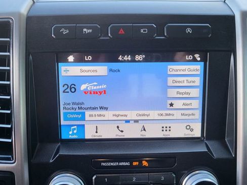 Used 2019 Ford F150 Platinum w/ Equipment Group 701A Luxury image 30