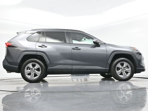 Used 2022 Toyota RAV4 XLE AWD/4WD image 48