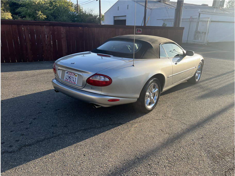Used 1998 Jaguar XK8 Convertible RWD image 4