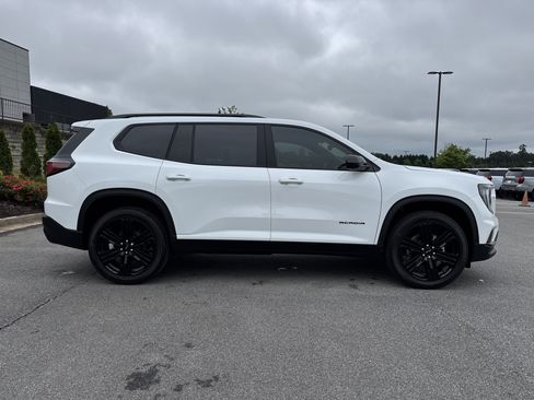 New 2026 GMC Acadia Elevation w/ Black Edition FWD image 11