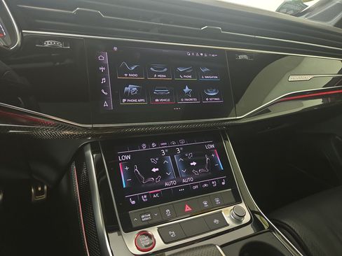 Used 2022 Audi SQ7 Premium Plus AWD/4WD image 25