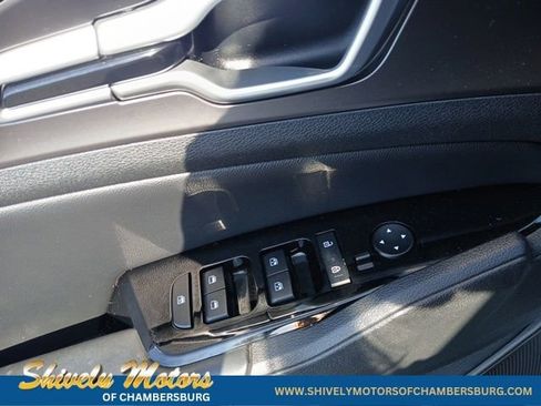 Used 2023 Kia Sportage EX FWD image 32