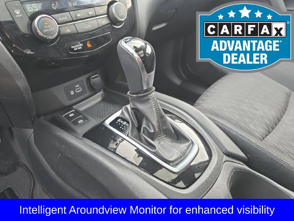 Used 2019 Nissan Rogue SV w/ Sun & Sound Touring Package AWD/4WD image 16