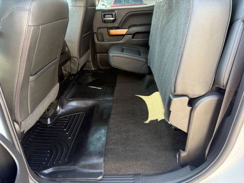 Used 2018 Chevrolet Silverado 1500 LTZ AWD/4WD image 14