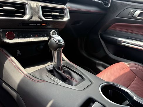Used 2025 Ford Mustang GT Premium RWD image 22