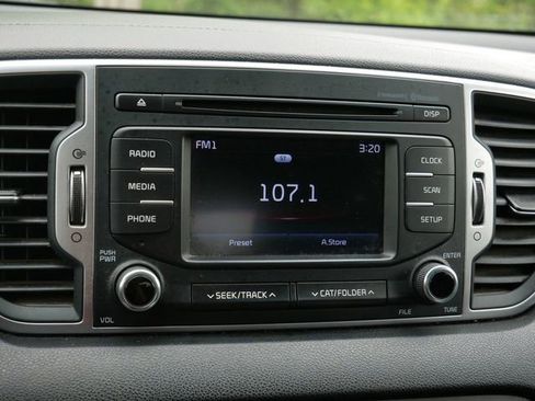Used 2018 Kia Sportage LX AWD/4WD image 20