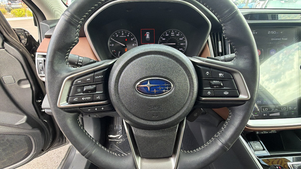 Used 2025 Subaru Outback Touring AWD/4WD image 18