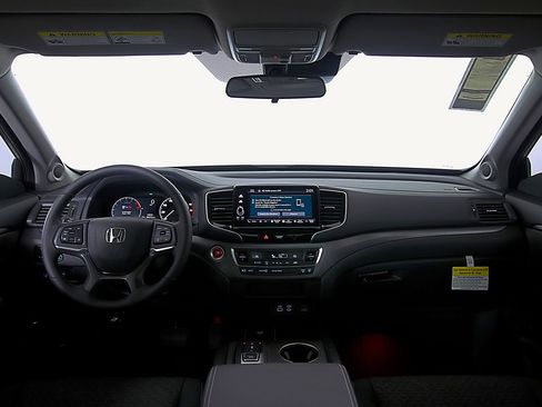 Certified 2025 Honda Ridgeline Sport+ image 12