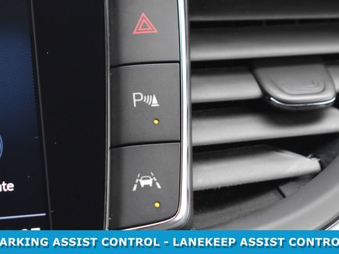 Used 2024 Buick Enclave Essence w/ Experience Buick Package image 18