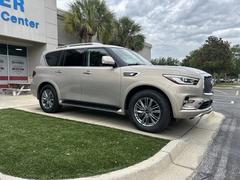 Used 2023 INFINITI QX80 Luxe w/ Cargo Package RWD image 2