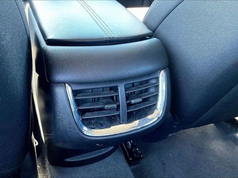 Used 2023 Chevrolet Malibu LT FWD image 10