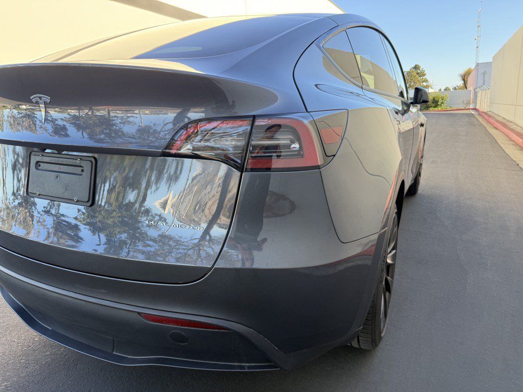 Used 2023 Tesla Model Y Long Range AWD/4WD image 8