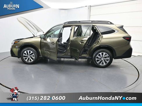Used 2020 Subaru Outback Premium AWD/4WD image 38