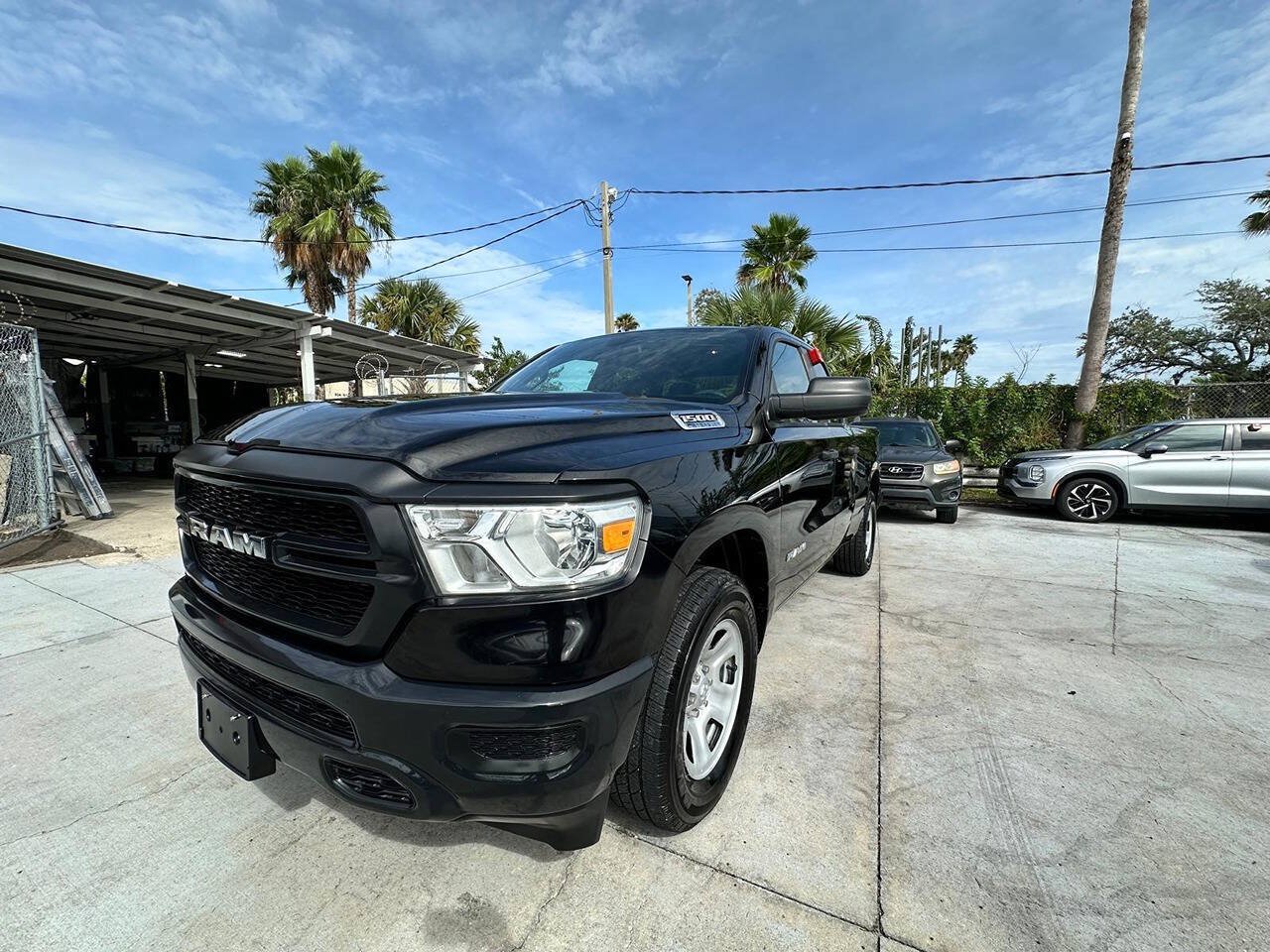 Used 2022 RAM 1500 Tradesman RWD image 2