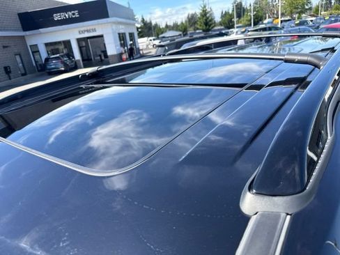Used 2017 Ford Explorer Sport w/ Equipment Group 401A AWD/4WD image 14