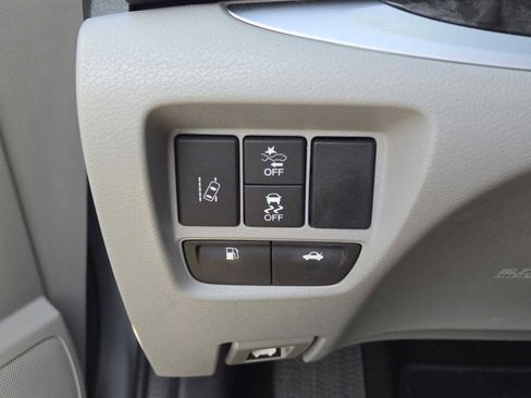 Used 2018 Acura TLX FWD image 21