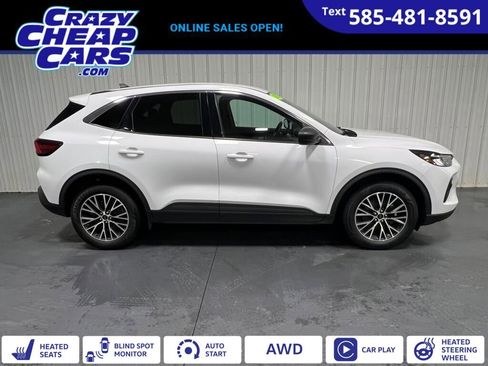 Used 2023 Ford Escape Active image 1