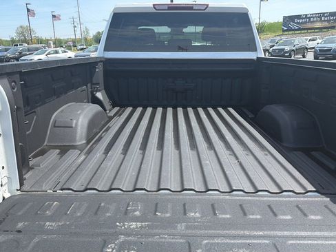 Used 2024 Chevrolet Silverado 2500 LT AWD/4WD image 7